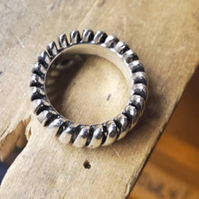 Load image into Gallery viewer, Sterling Silver endless loop ring.