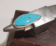 Load image into Gallery viewer, Handmade Turquoise ring. Sterling silver with a fine silver bezel. Size US 7