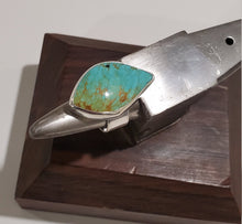 Load image into Gallery viewer, Handmade Turquoise ring. Sterling silver with a fine silver bezel. Size US 7