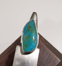 Load image into Gallery viewer, Handmade Turquoise ring. Sterling silver with a fine silver bezel. Size US 7