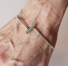 Load image into Gallery viewer, Sterling Silver Hinged Bracelet