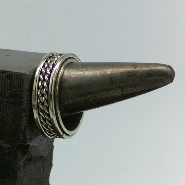 Band Ring with Double Chain Detail US size 8.5