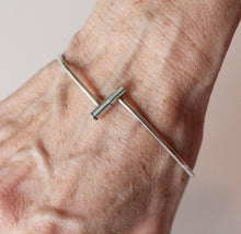 Load image into Gallery viewer, Sterling Silver Hinged Bracelet

